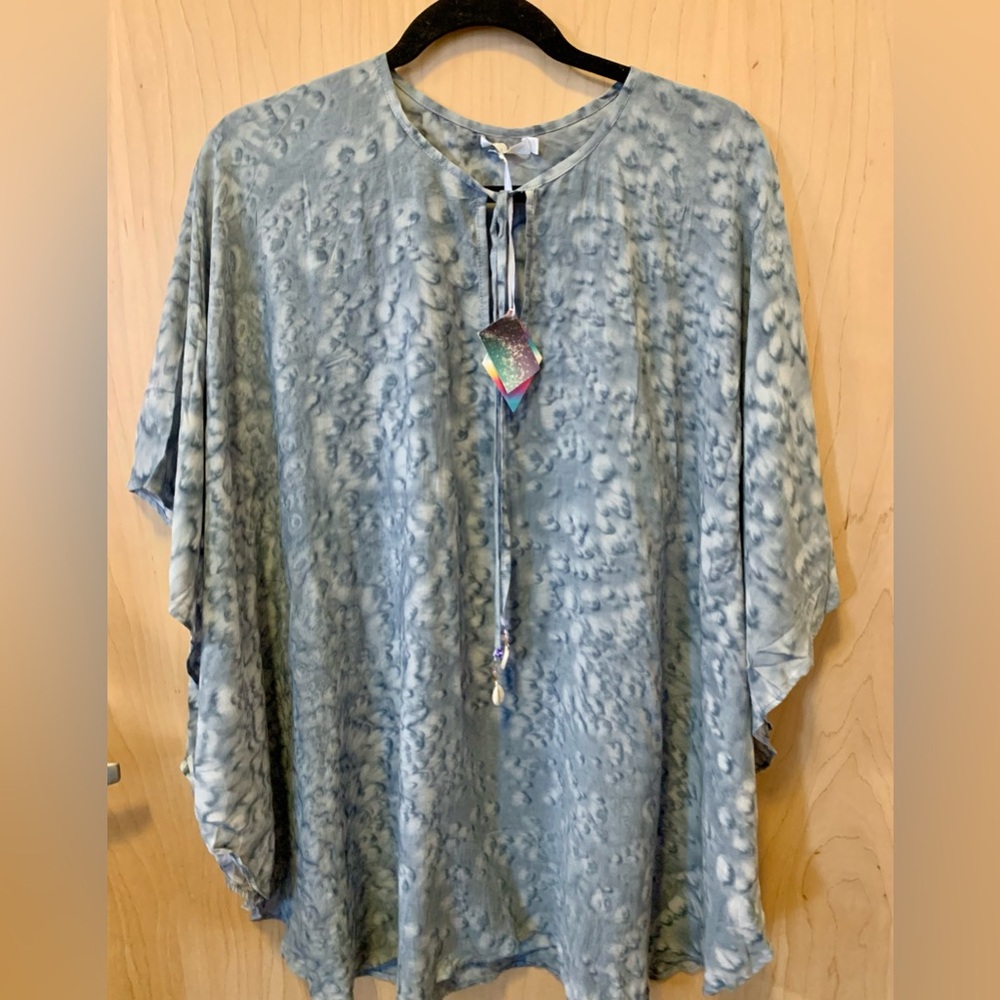 Indah Grey Pattern Top